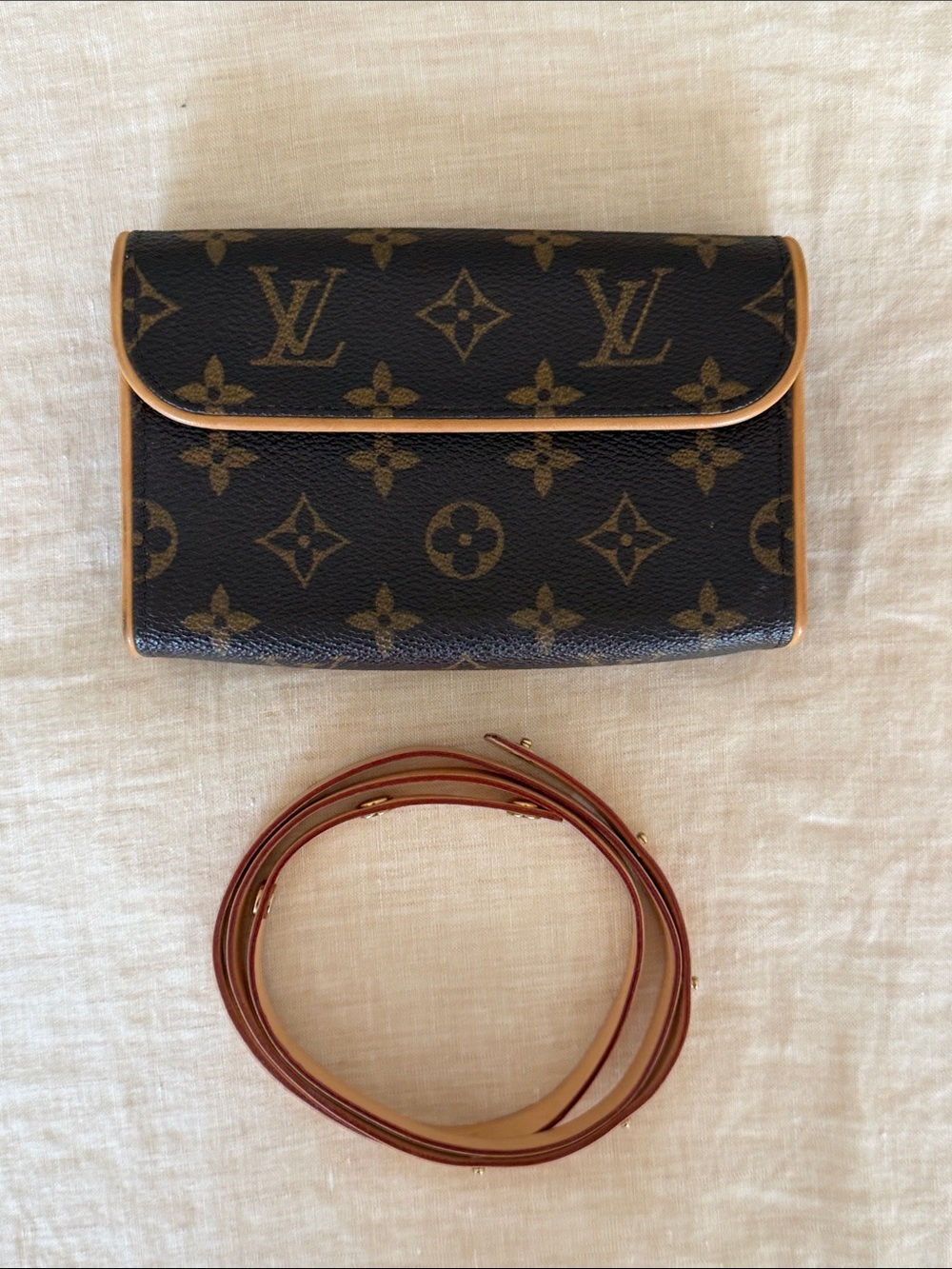 Louis Vuitton Monogram Pochette Florentine